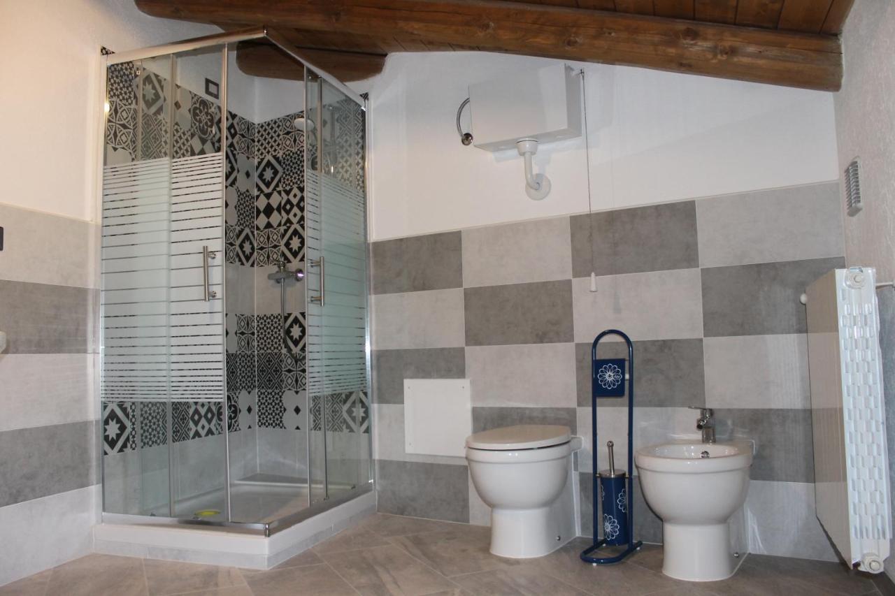 Sa Domu Beccia B&B Uras Ngoại thất bức ảnh